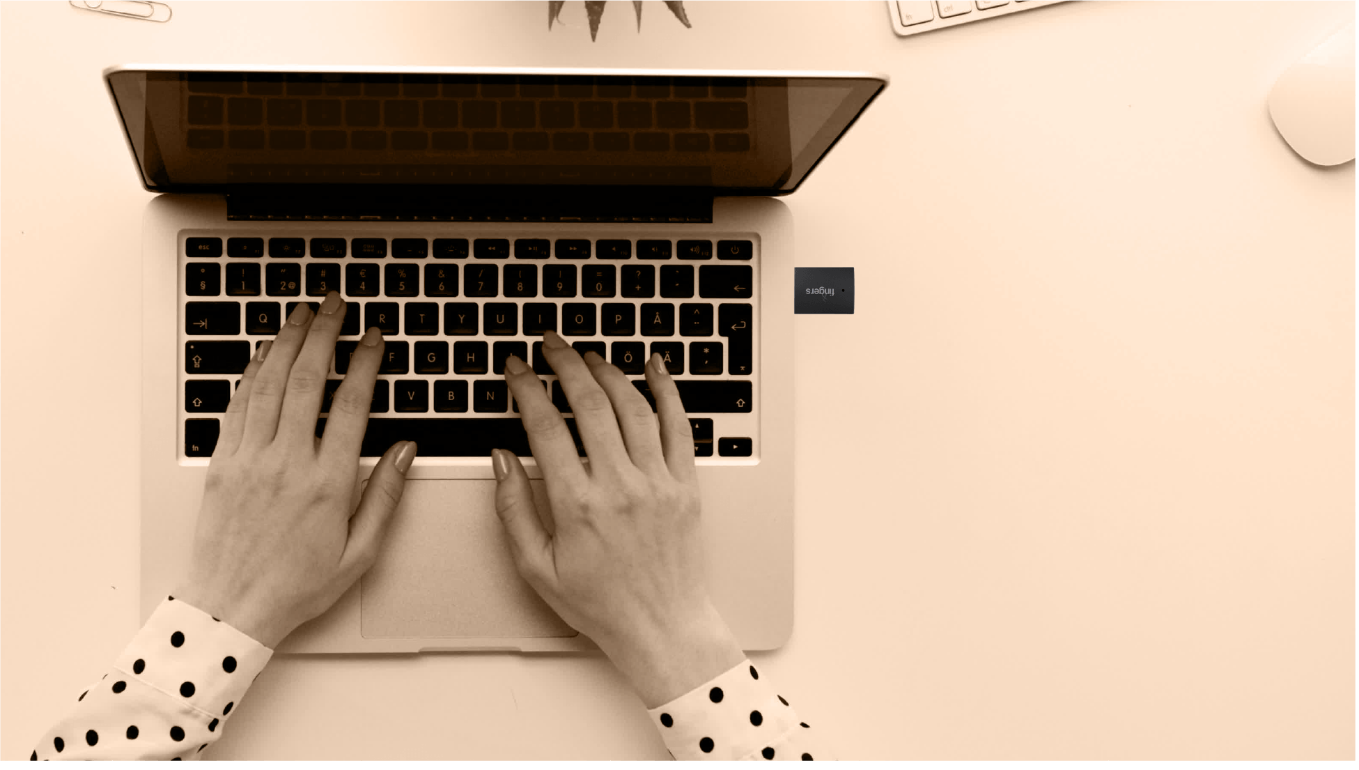 FINGERS FWF602 BT Being Used On Laptop To Enhance Working Efficiency