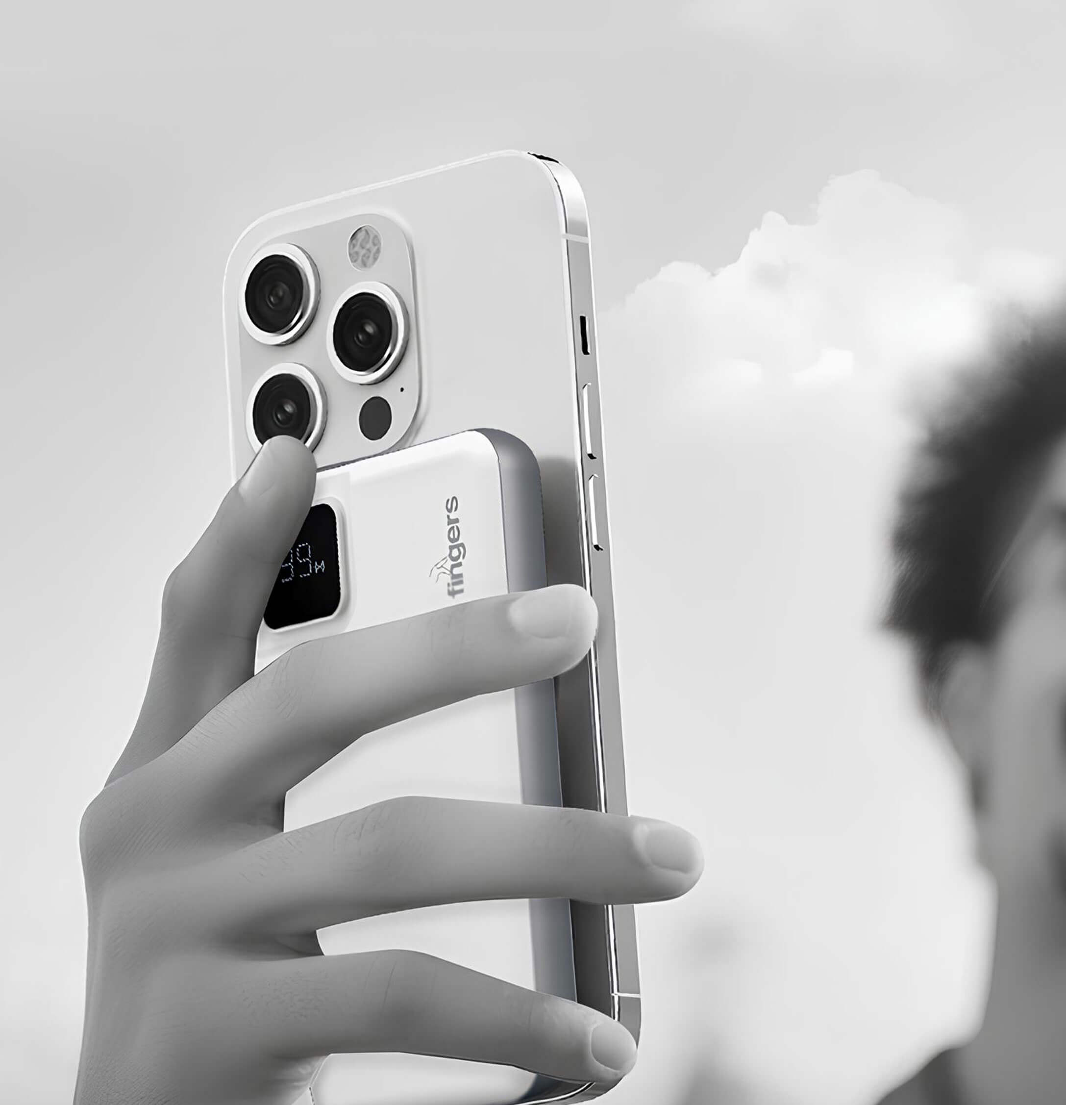 Charge Your Device Seamlessly With FINGERS MagPower P10 Power Bank